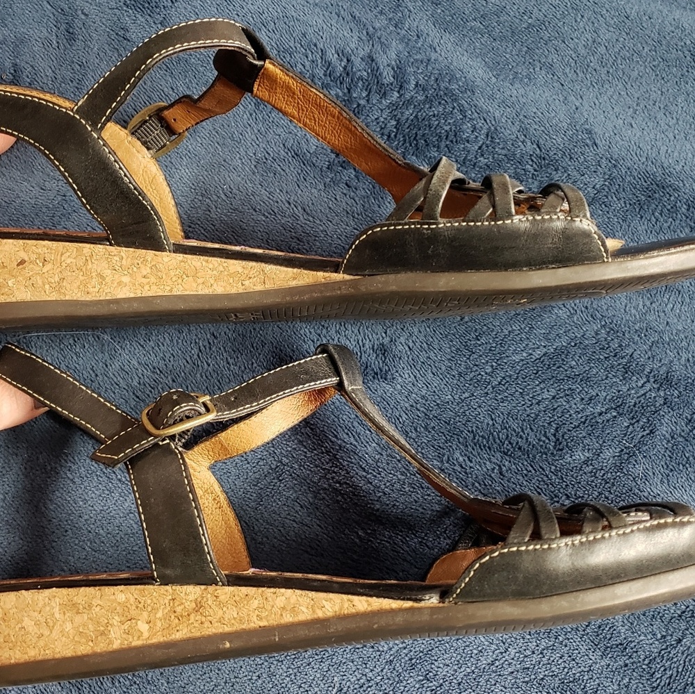 Clark's black sandals size 9.5